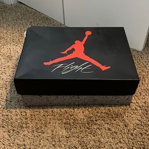 Mens “Cool Grey” Retro 4